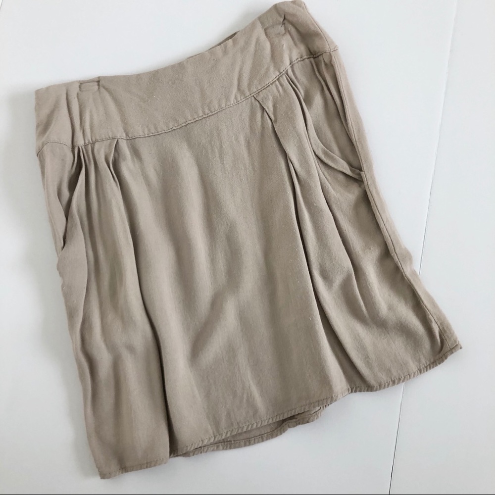 Akira Cream Skirt Size 0